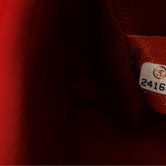 CHANEL Caviar Quilted Small Coco Handle Flap Red - Picture 6 of 7